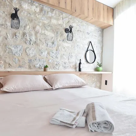 Sambra Old Town Apartment *